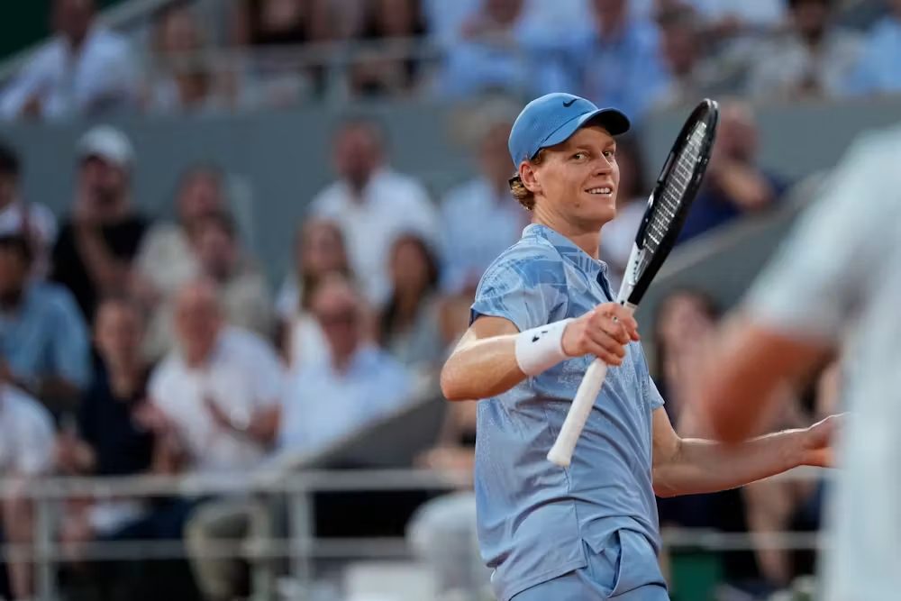 Roland Garros: Sinner, esordio da Campione sul Chatrier